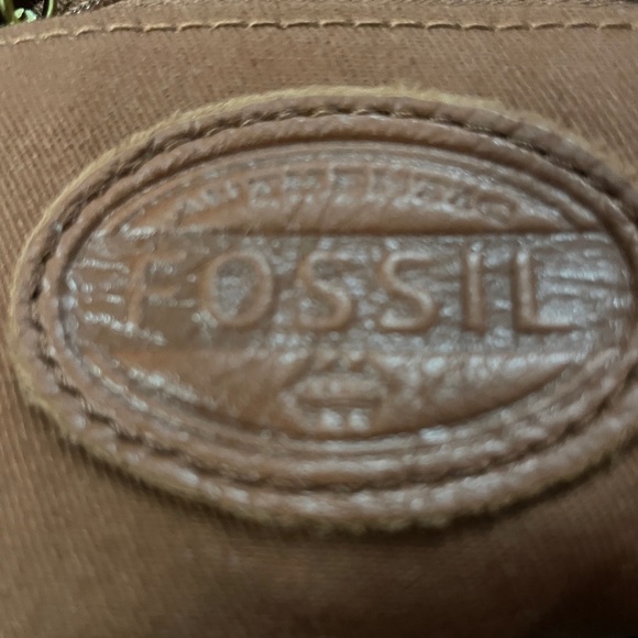 Fossil Leather Tote - Picture 3 of 5